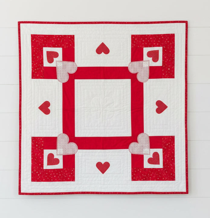 Hearts & Roses Quilted Table Runner Set